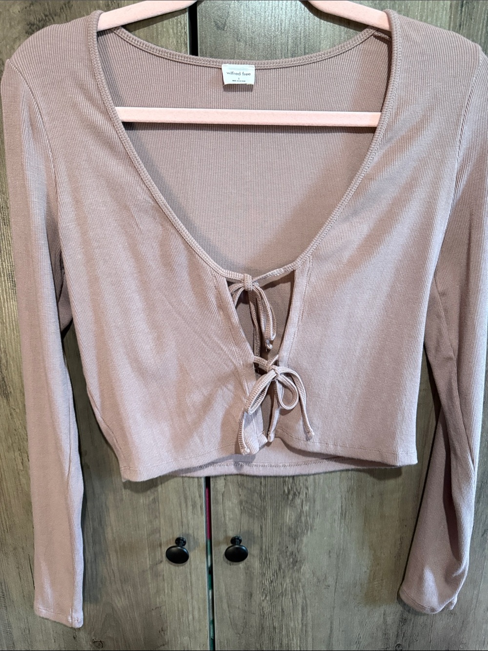 Wilfred Free Double Tie-Front Long Sleeve crop Top